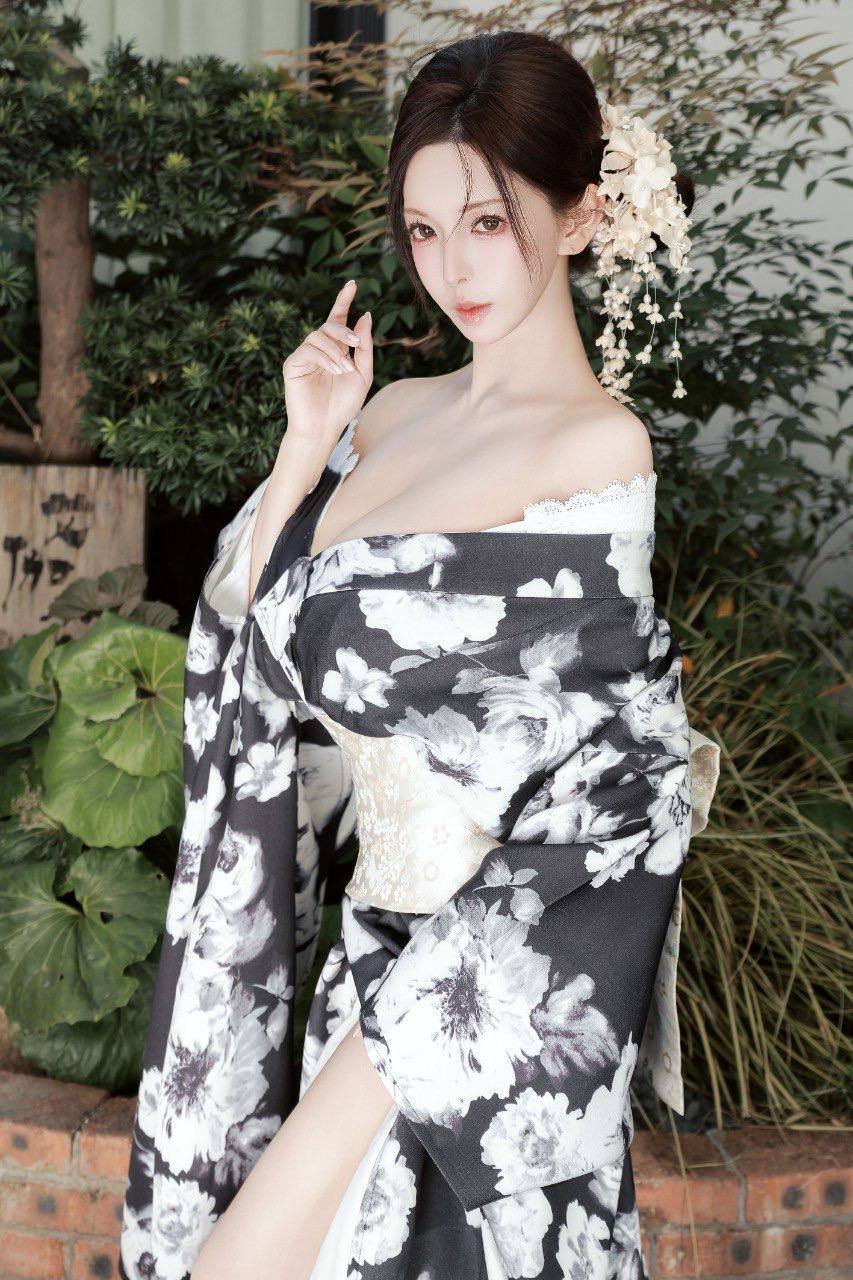 Aoi | VIP Japanese Escort Singapore – DatingSG